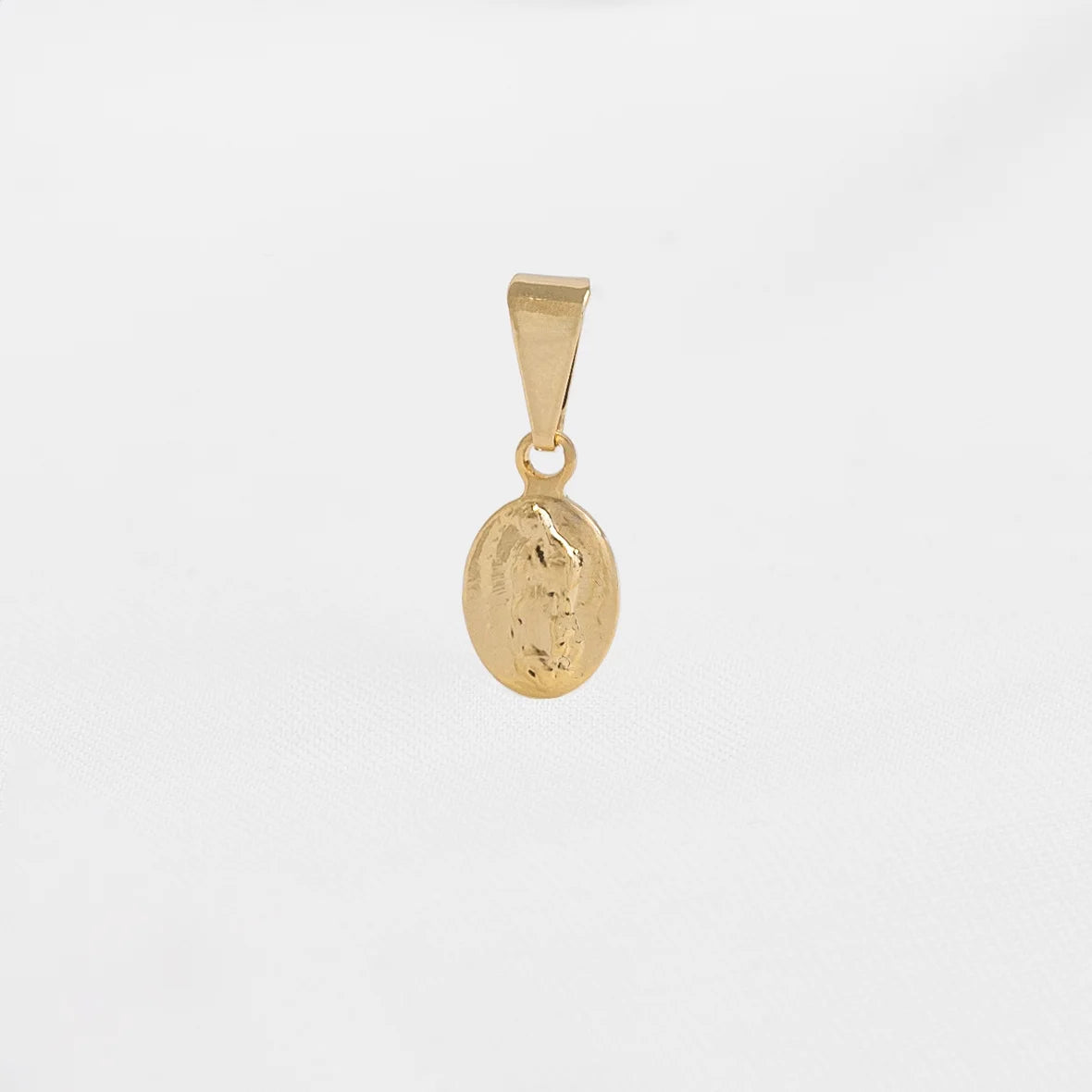 Dije Virgen Guadalupe mini