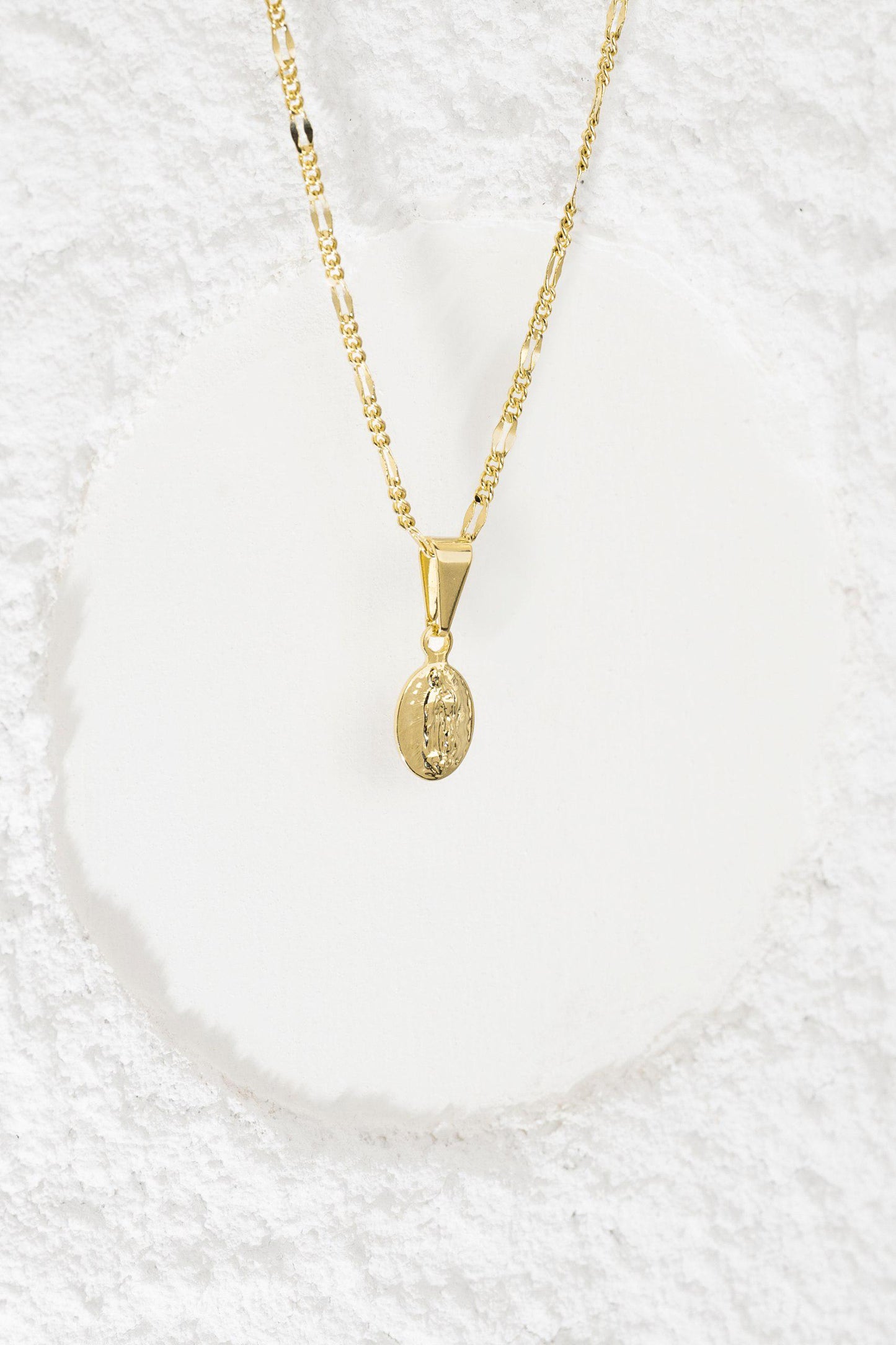 Dije Virgen Guadalupe mini